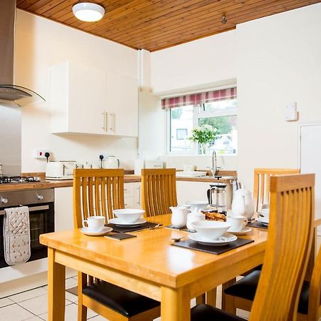 Awel Taf- Central Cottage Ideal For Families, With Parking St Clears Buitenkant foto